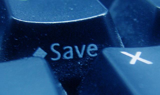 Perbedaan Save dan Save As Pada Pengolahan Digital