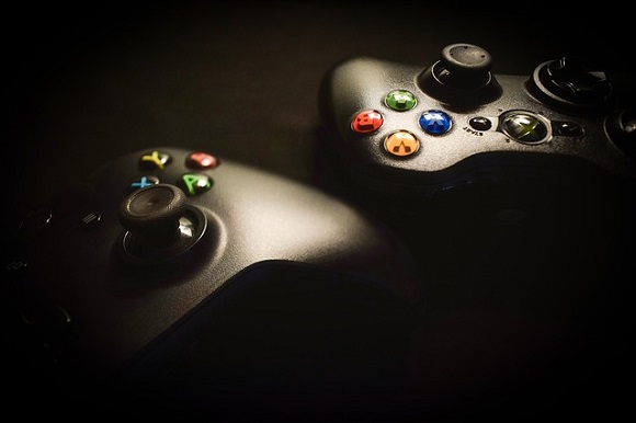 Perbedaan Playstation Dan XBOX