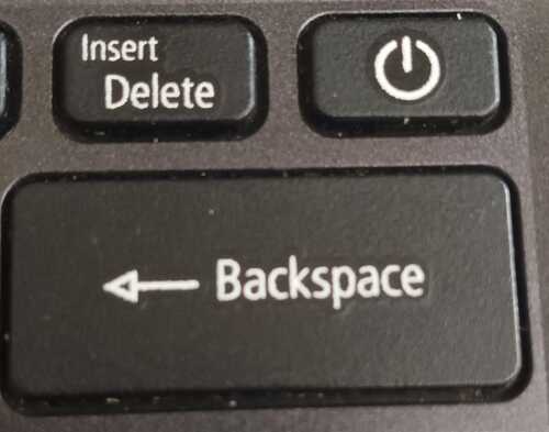 Perbedaan Fungsi Delete dan Backspace